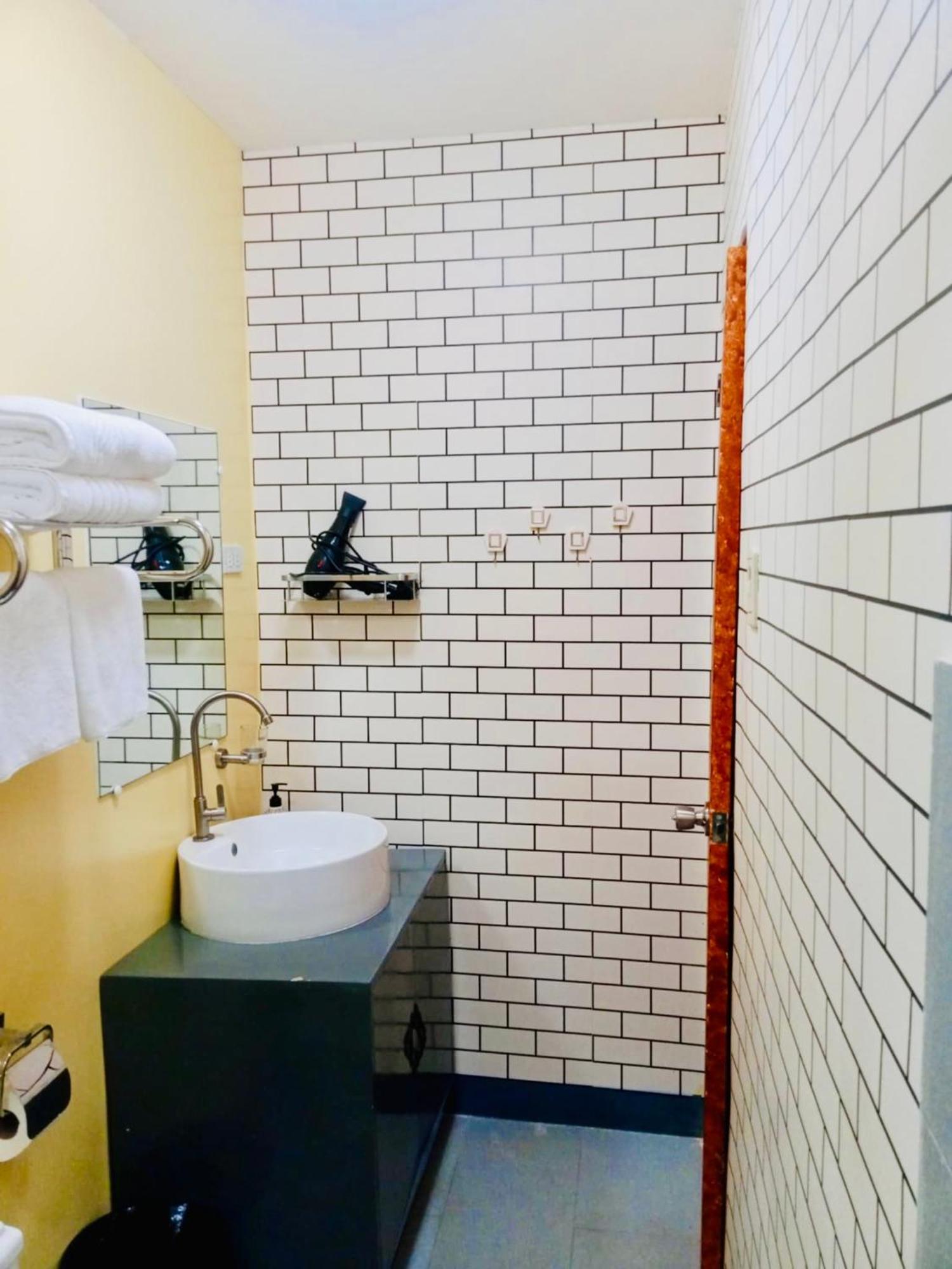 אל נידו Serena Rooms מראה חיצוני תמונה